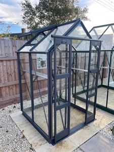 Elite Greenhouse Compact 4'5" x 4'3"